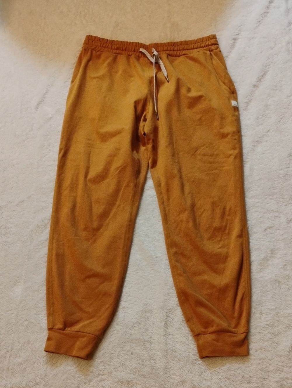Vuori The Rise The Shine Caramel Jogger